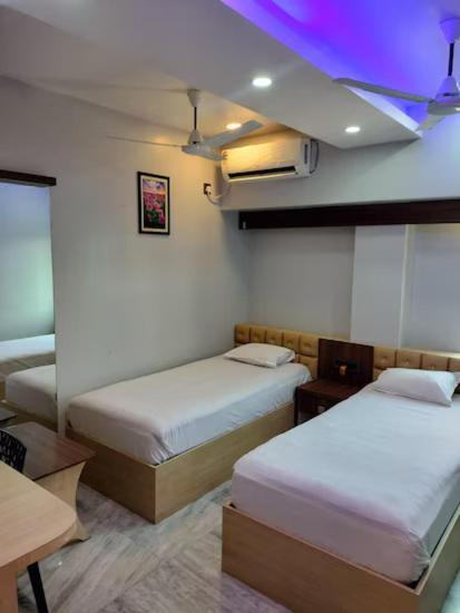 Hotel Epar Bangla Agartala Luaran gambar
